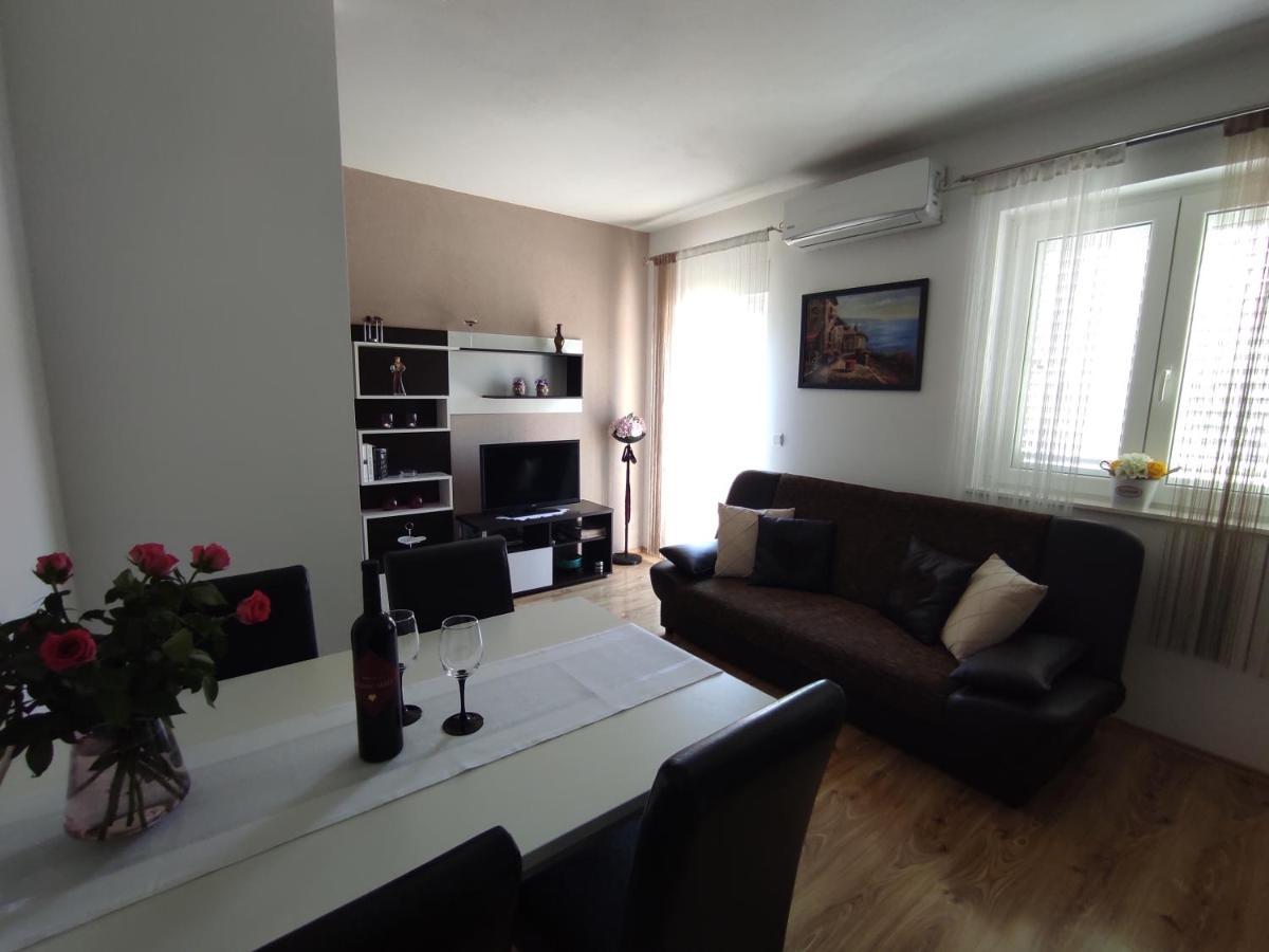 Apartment Zunabovic Trogir Buitenkant foto