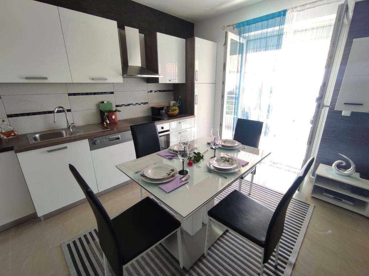 Apartment Zunabovic Trogir Buitenkant foto