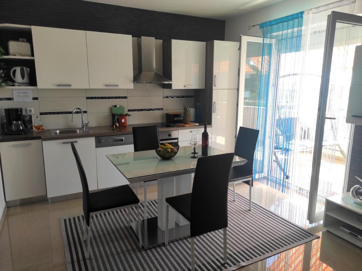 Apartment Zunabovic Trogir Buitenkant foto