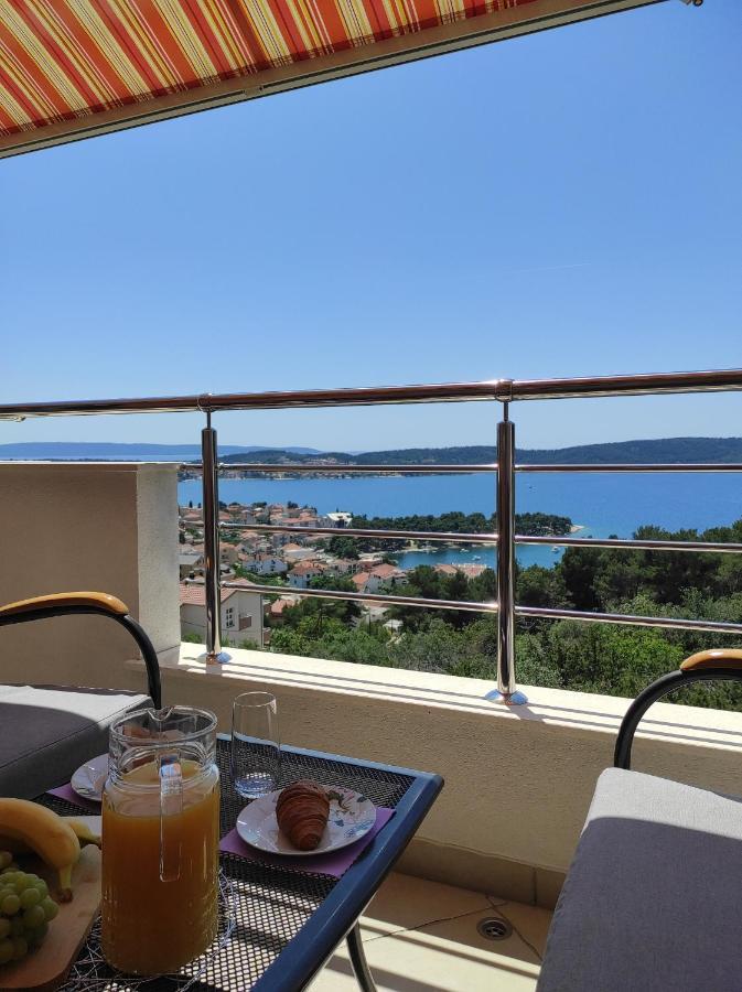 Apartment Zunabovic Trogir Buitenkant foto