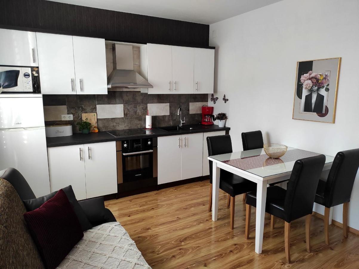 Apartment Zunabovic Trogir Buitenkant foto