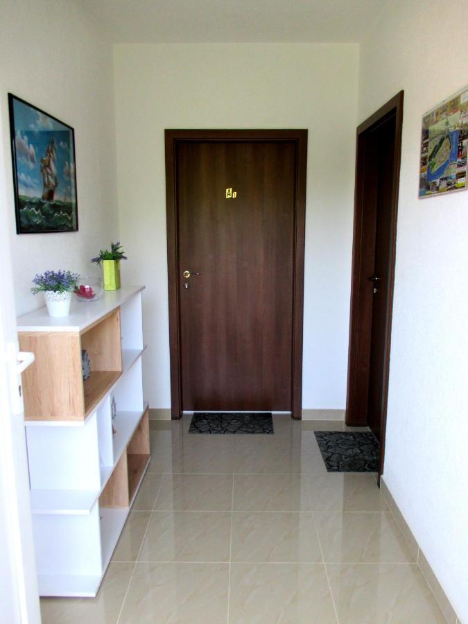 Apartment Zunabovic Trogir Buitenkant foto